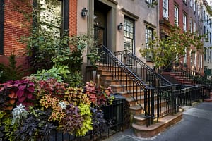 Court St